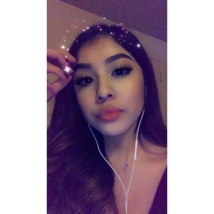 Meet your Posher, Norma